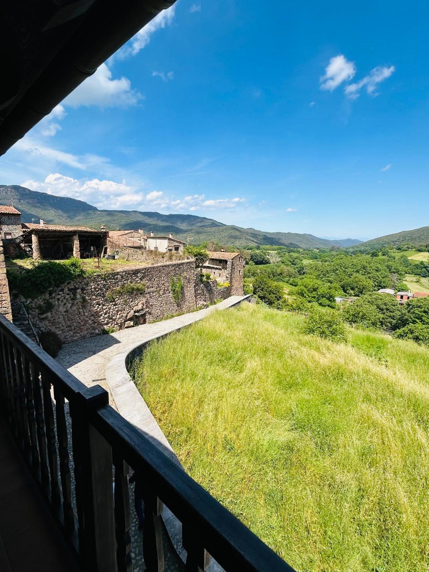 Hotel Cal Sastre Santa Pau Quarto foto