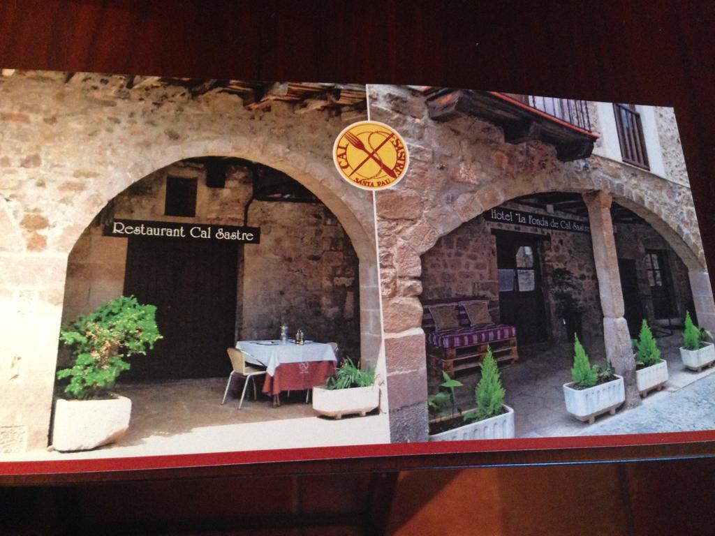 Hotel Cal Sastre Santa Pau Exterior foto